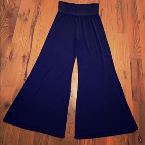 Red Haute Black Soft Palazzo Pants EUC Size XS